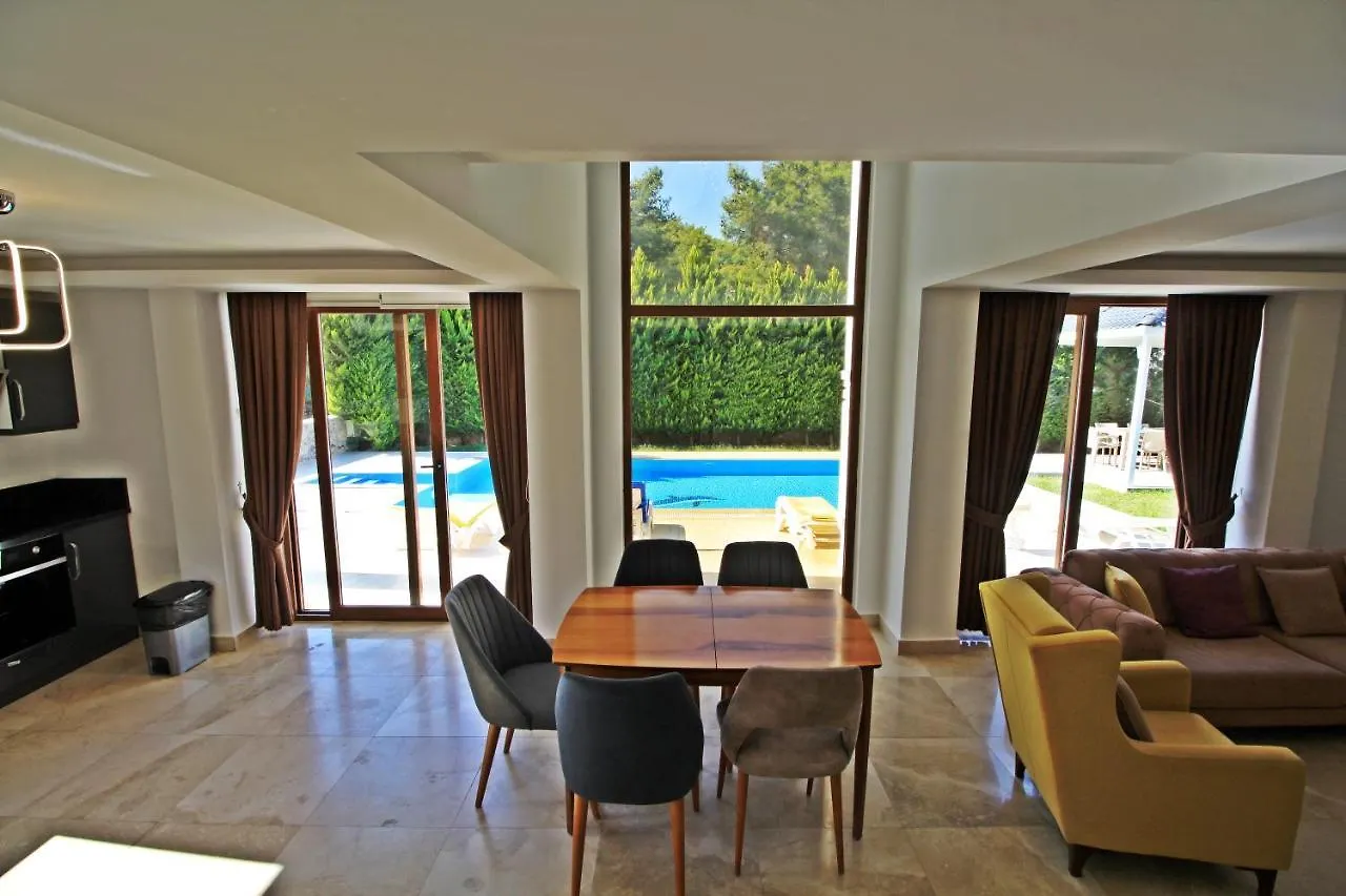 Zehra Villas Fethiye 0*,
